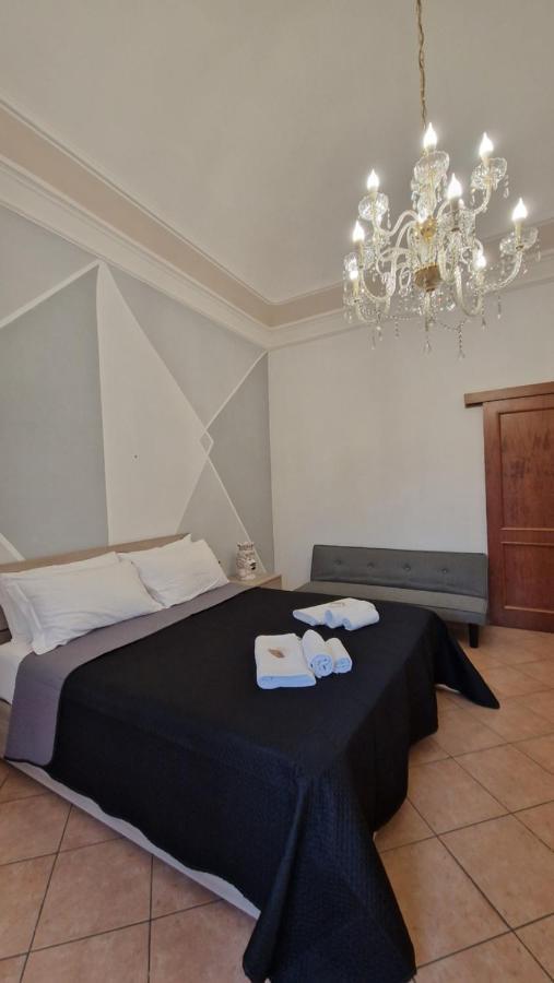 The Crazy House Apartment Catania Exterior photo